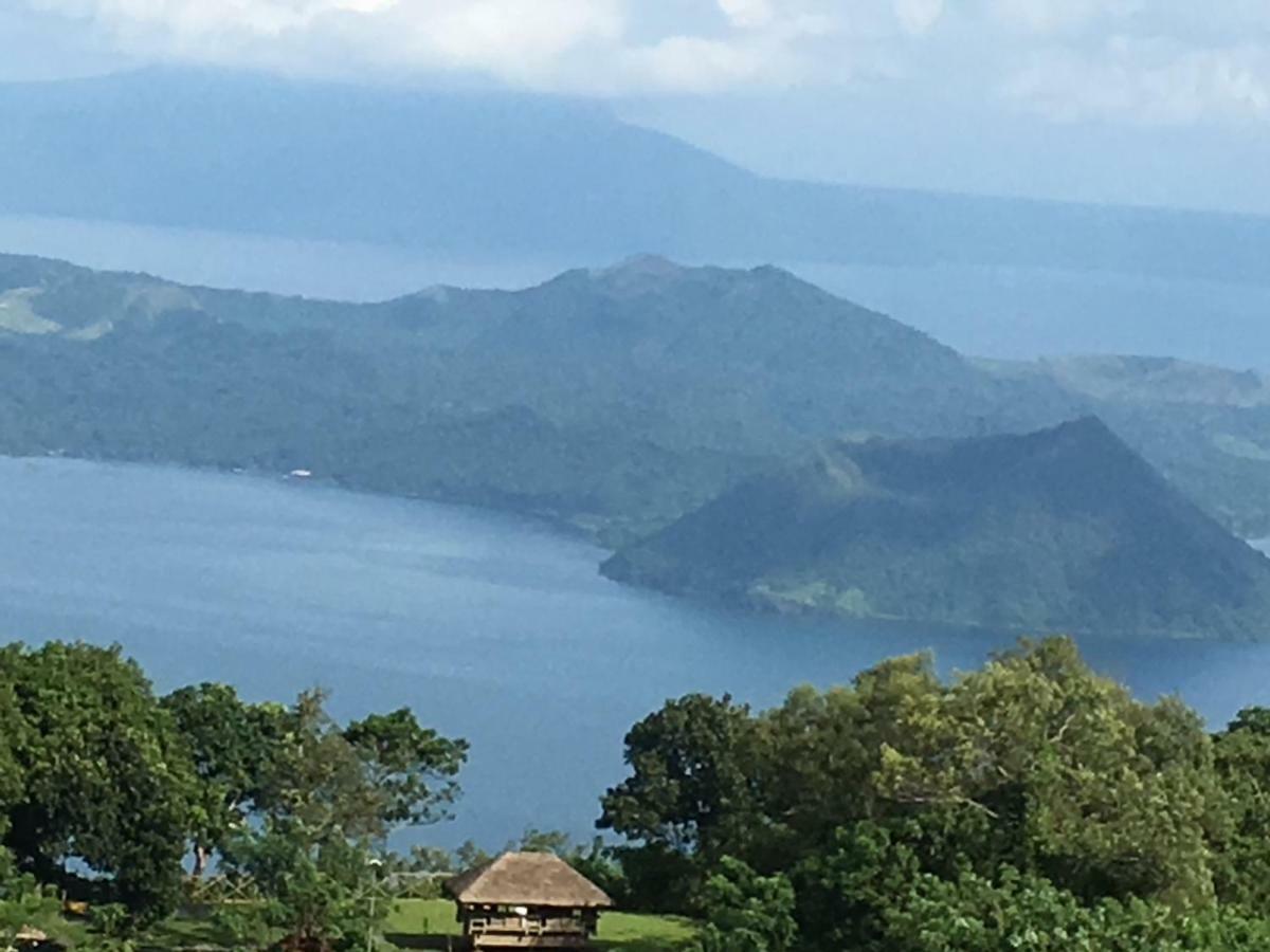 A Breath Taking View Of Taal Lake & Volcano Tagaytay City Exterior foto